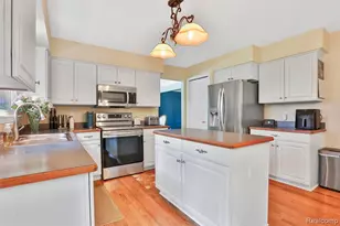 3288 Hickory Dr, Lake Orion, MI 48359 - Photo 7