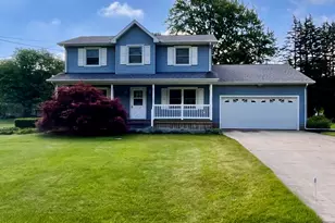 146 Squaw Creek Rd, Marshall, MI 49068 - Photo 1