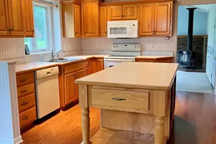 146 Squaw Creek Rd, Marshall, MI 49068 - Photo 13