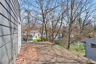 1332 Manor St, Kalamazoo, MI 49006 - Photo 13