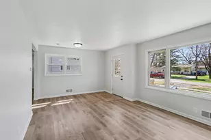 1332 Manor St, Kalamazoo, MI 49006 - Photo 3