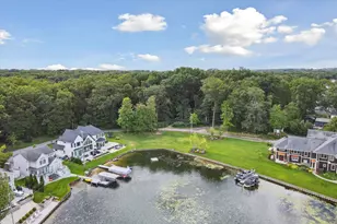 904 E Eagle Lake Dr, Kalamazoo, MI 49009 - Photo 1