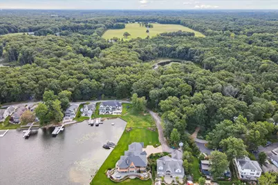 904 E Eagle Lake Drive, Kalamazoo, MI 49009 - Photo 11