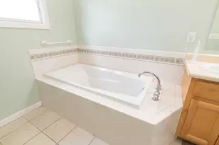 8340 Logan Bay St, Kalamazoo, MI 49009 - Photo 23