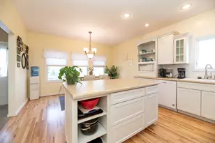 8340 Logan Bay St, Kalamazoo, MI 49009 - Photo 15