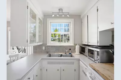 1102 Arborview Boulevard, Ann Arbor, MI 48103 - Photo 9