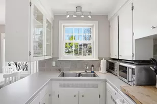 1102 Arborview Blvd, Ann Arbor, MI 48103 - Photo 9