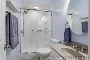 736 Lincoln Ave, Holland, MI 49423 - Photo 9