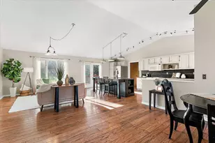 272 Fairway Ct, Plainwell, MI 49080 - Photo 9