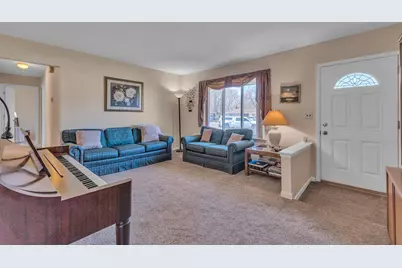 39345 Surrey Heights Court, Westland, MI 48186 - Photo 5