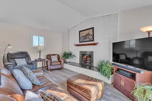 39345 Surrey Heights Ct, Westland, MI 48186 - Photo 17