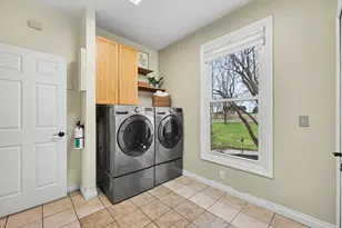 12126 Harvest Dr, Grass Lake, MI 49240 - Photo 23