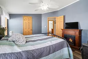 574 Maple Ln, Coldwater, MI 49036 - Photo 11