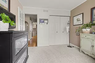 37781 Ladywood, Livonia, MI 48154 - Photo 11