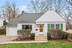 3118 Broadway Ave, Kalamazoo, MI 49008 - Photo 1