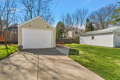 911 Van Buren Avenue NW, Grand Rapids, MI 49504 - Photo 27