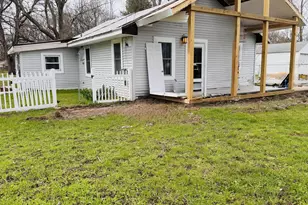 1250 S 15th St, Niles, MI 49120 - Photo 5