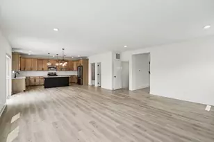 5085 Buxton Trl, Kalamazoo, MI 49009 - Photo 7