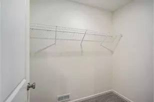 5085 Buxton Trl, Kalamazoo, MI 49009 - Photo 19