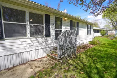 8260 Earls Court, Kalamazoo, MI 49009 - Photo 9