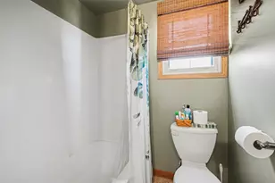 8945 Mott Dr, Jackson, MI 49201 - Photo 15