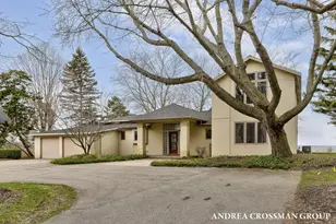 6129 Lakeshore Ave, West Olive, MI 49460 - Photo 71