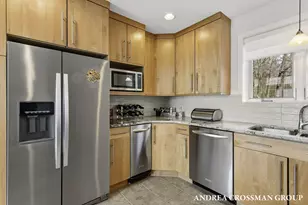 6129 Lakeshore Ave, West Olive, MI 49460 - Photo 27