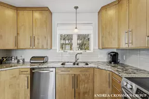 6129 Lakeshore Ave, West Olive, MI 49460 - Photo 25