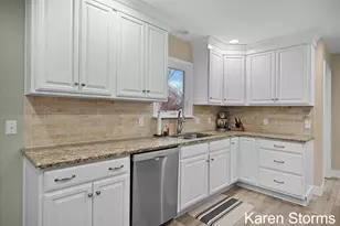 7362 Windgate Dr, Jenison, MI 49428 - Photo 9