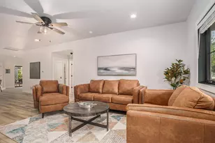 318 Edgell St, South Haven, MI 49090 - Photo 3