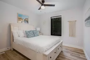 318 Edgell St, South Haven, MI 49090 - Photo 17