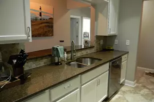 207 S William St, Ludington, MI 49431 - Photo 5