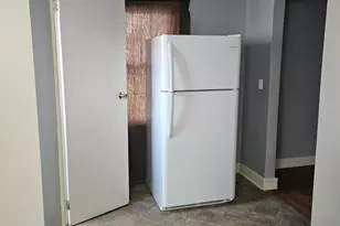 828 Division St, Adrian, MI 49221 - Photo 9