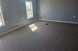 828 Division St, Adrian, MI 49221 - Photo 15