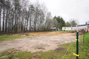 8893 E Sanders Rd, Vestaburg, MI 48891 - Photo 17