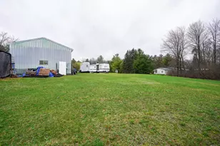 8893 E Sanders Rd, Vestaburg, MI 48891 - Photo 5