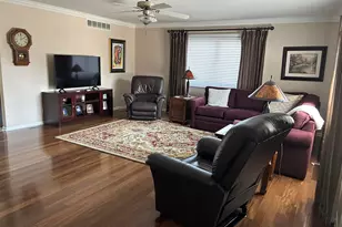 15972 Petros Dr, Rockwood, MI 48173 - Photo 3