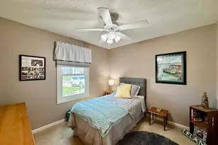 7108 Captiva Dr, Lansing, MI 48917 - Photo 25