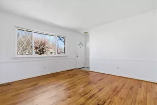 29725 Brown Ct, Garden City, MI 48135 - Photo 3