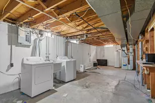 29725 Brown Ct, Garden City, MI 48135 - Photo 19