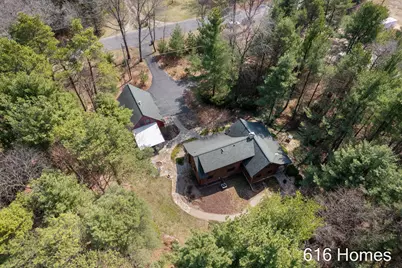 8915 Jewell Avenue NE, Comstock Park, MI 49321 - Photo 37