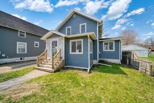 316 Carr St, Jackson, MI 49201 - Photo 1