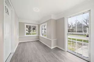 316 Carr St, Jackson, MI 49201 - Photo 3