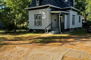 1034 Williams St, Jackson, MI 49203 - Photo 1