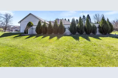 193 Minges Hills Drive, Battle Creek, MI 49015 - Photo 3