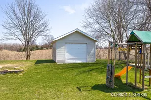 192 Sweet Meadow Dr, Kent City, MI 49330 - Photo 21