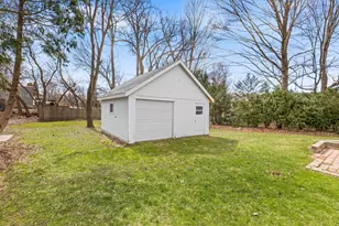 2418 4 Mile Rd NW, Grand Rapids, MI 49544 - Photo 43