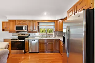 52742 Pappy Ln, Shelby Twp, MI 48316 - Photo 13