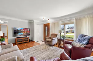 52742 Pappy Ln, Shelby Twp, MI 48316 - Photo 9