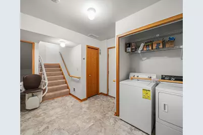 651 N 5th Avenue, Ann Arbor, MI 48104 - Photo 27